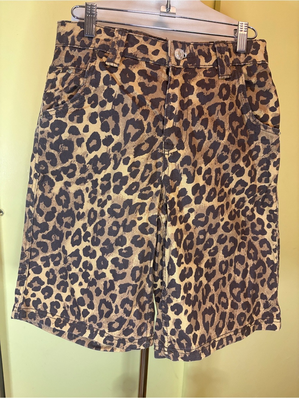Bershka Leopard Print Bermuda Shorts - Jorts - Picture 2 of 10